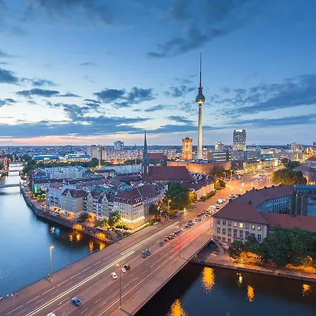 33 Abcd Alexanderplatz * ベルリン