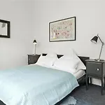 33 Abcd Alexanderplatz *