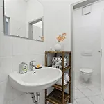 Apartment 33 Abcd Alexanderplatz *