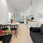 33 Abcd Alexanderplatz Lägenhet