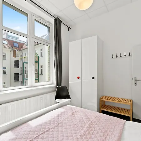 33 Abcd Alexanderplatz