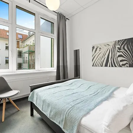 Apartment 33 Abcd Alexanderplatz *