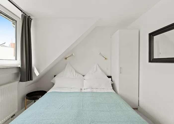 Apartment 33 Abcd Alexanderplatz *