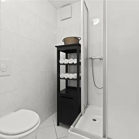 Apartment 33 Abcd Alexanderplatz