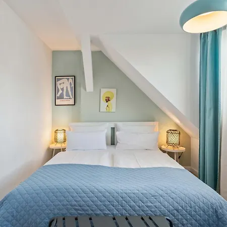 33 Abcd Alexanderplatz