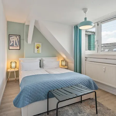 33 Abcd Alexanderplatz