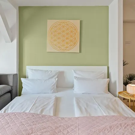 Apartment 33 Abcd Alexanderplatz *