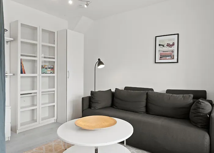 33 Abcd Alexanderplatz *